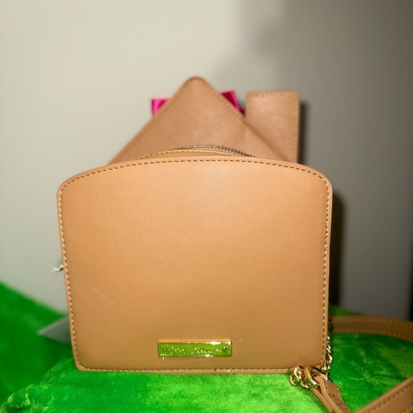 Betsey Johnson Pink Brown Gingerbread House Bag purse candy canes peppermint - Picture 5 of 6